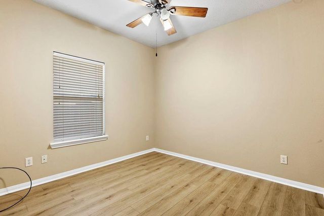 32202 Anne Lane, Pinehurst, TX 77362