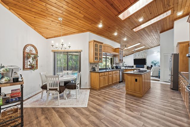 9127 NW 51st Place, Coral Springs, FL 33067