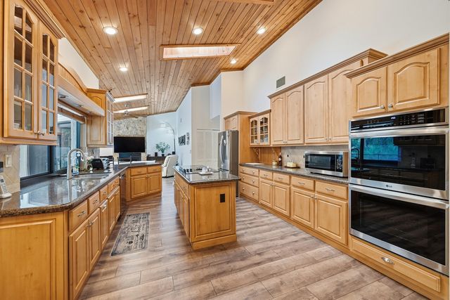 9127 NW 51st Place, Coral Springs, FL 33067