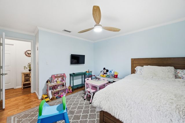 9127 NW 51st Place, Coral Springs, FL 33067