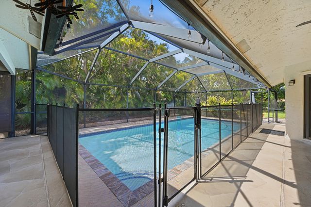 9127 NW 51st Place, Coral Springs, FL 33067