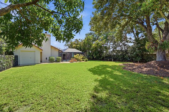 9127 NW 51st Place, Coral Springs, FL 33067
