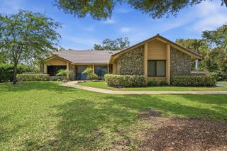 9127 NW 51st Place, Coral Springs, FL 33067