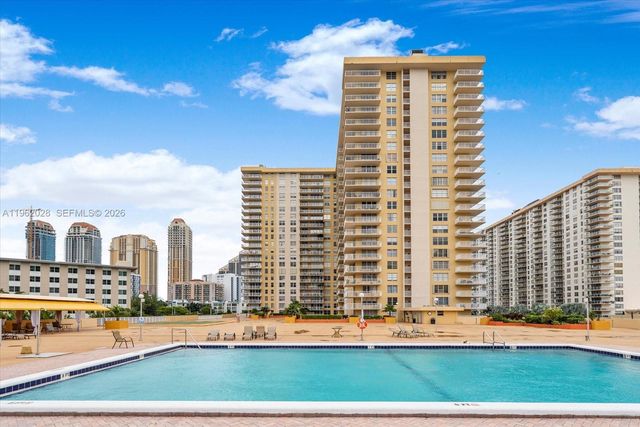 231 174th St 1706, Sunny Isles Beach, FL 33160