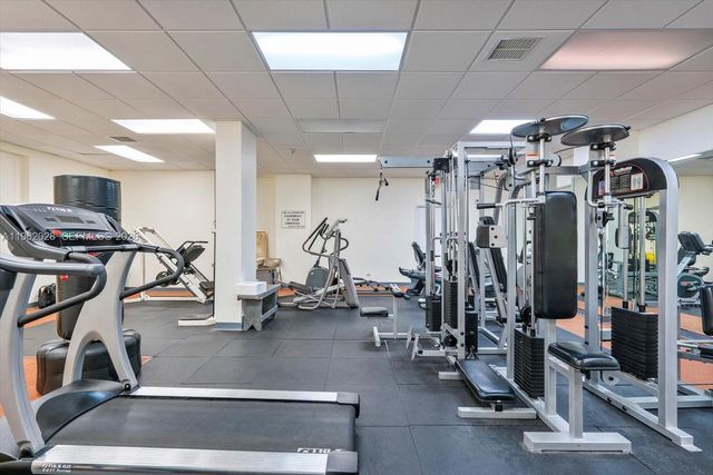 231 174th St 1706, Sunny Isles Beach, FL 33160