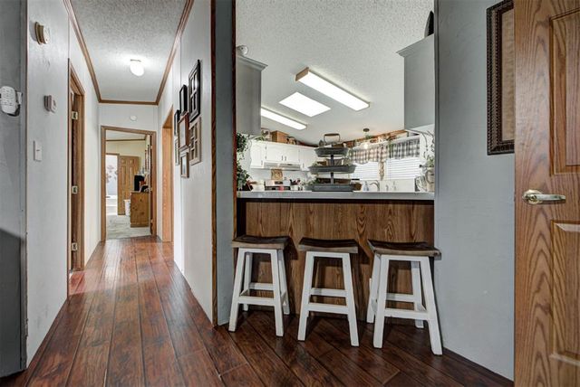 10501 E Turtle Creek Circle, Lexington, OK 73051