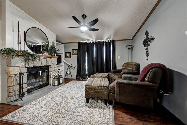 10501 E Turtle Creek Circle, Lexington, OK 73051