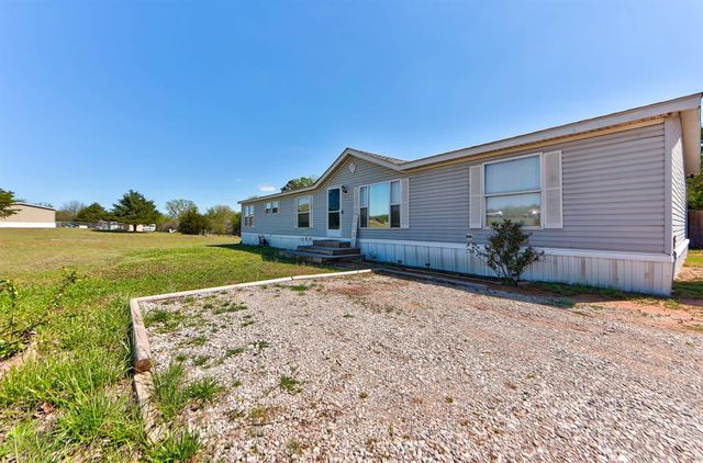 10501 E Turtle Creek Circle, Lexington, OK 73051