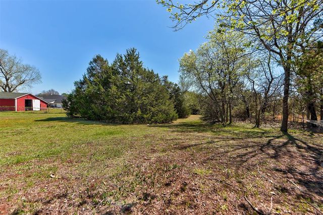 10501 E Turtle Creek Circle, Lexington, OK 73051