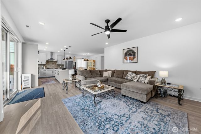 15310 204th Avenue E, Bonney Lake, WA 98391