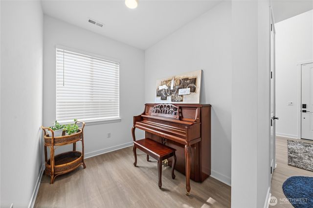 15310 204th Avenue E, Bonney Lake, WA 98391