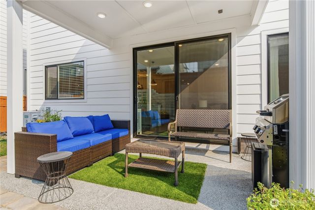 15310 204th Avenue E, Bonney Lake, WA 98391