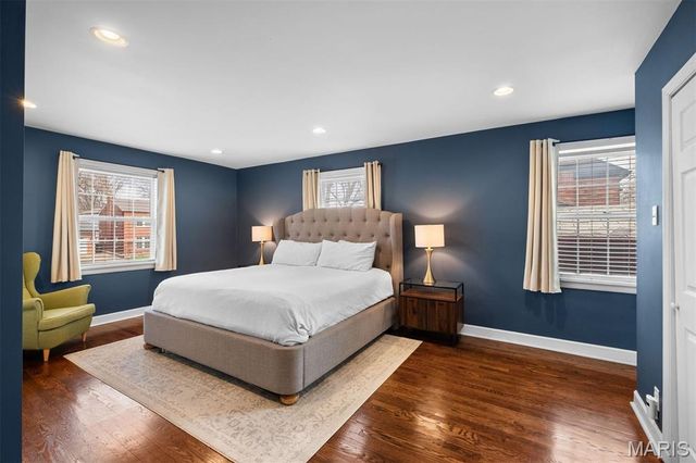 8142 Amherst Avenue, University City, MO 63130