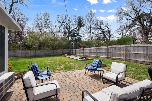 8142 Amherst Avenue, University City, MO 63130