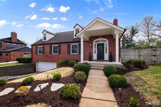 8142 Amherst Avenue, University City, MO 63130