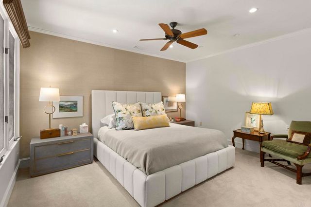9784 Claiborne Square, La Jolla, CA 92037
