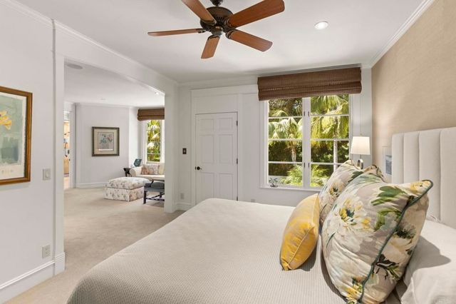 9784 Claiborne Square, La Jolla, CA 92037