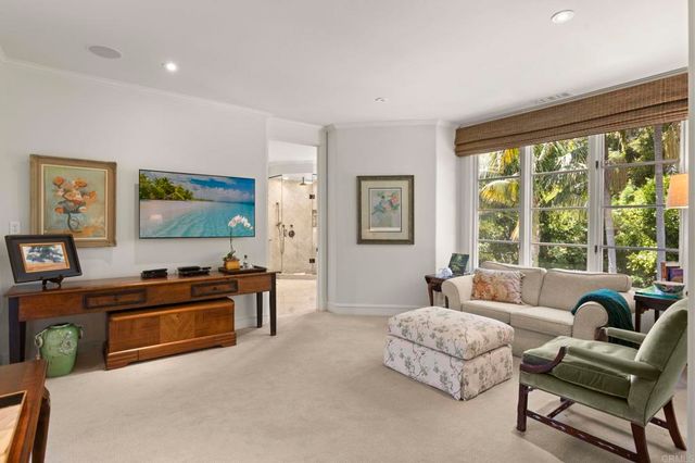 9784 Claiborne Square, La Jolla, CA 92037