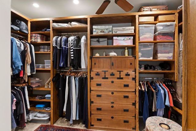9784 Claiborne Square, La Jolla, CA 92037