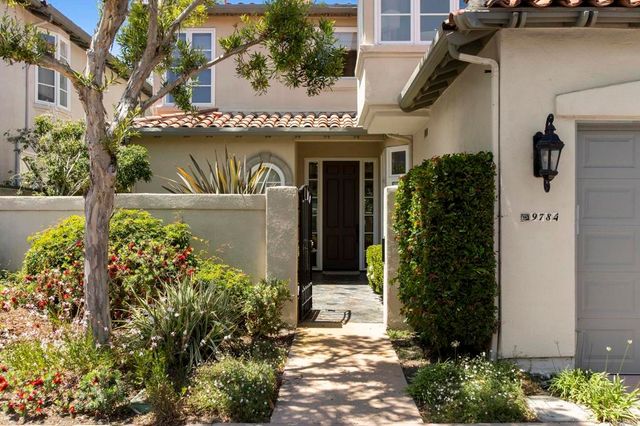 9784 Claiborne Square, La Jolla, CA 92037