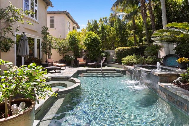 9784 Claiborne Square, La Jolla, CA 92037