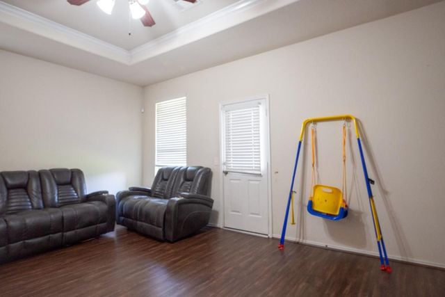 1414 S Maple Drive, Katy, TX 77493