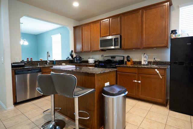 1414 S Maple Drive, Katy, TX 77493