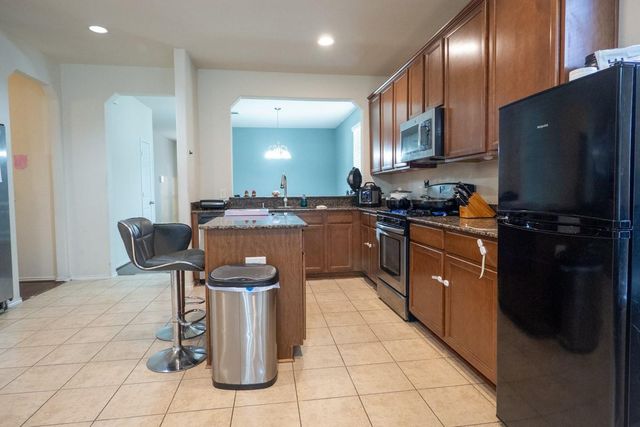 1414 S Maple Drive, Katy, TX 77493