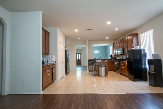 1414 S Maple Drive, Katy, TX 77493