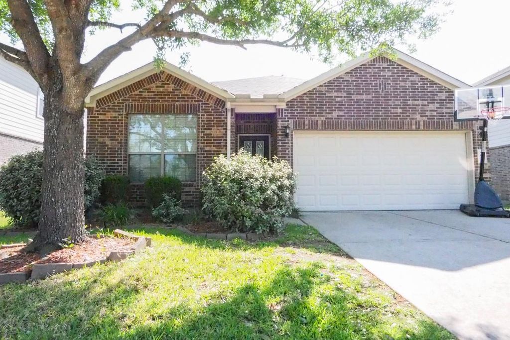 1414 S Maple Drive, Katy, TX 77493