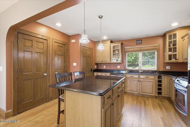 107 Van Rensselaer Boulevard, Albany, NY 12204
