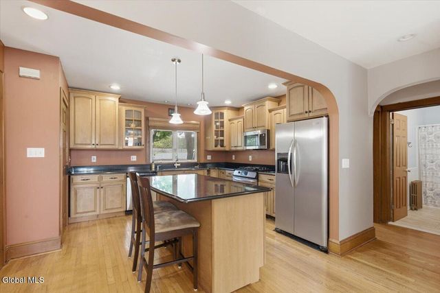 107 Van Rensselaer Boulevard, Albany, NY 12204
