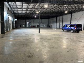 922 MISSISSIPPI Parkway, East Moline, IL 61244