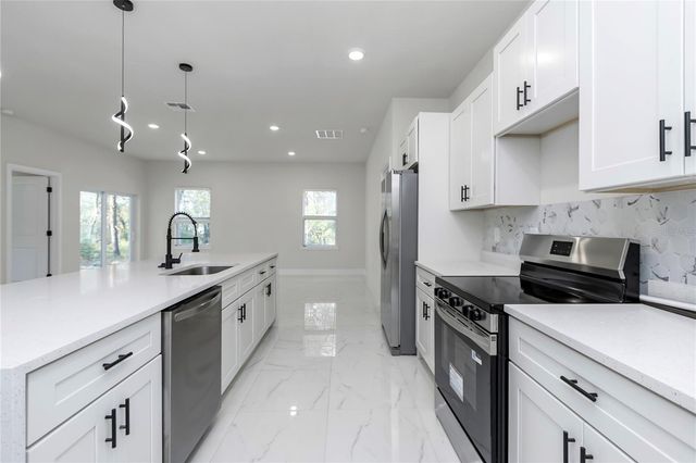 628 MARION OAKS LANE, Ocala, FL 34473