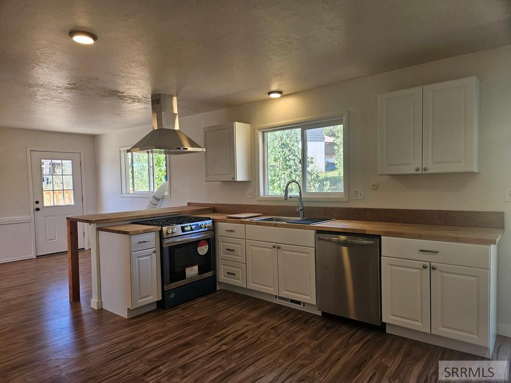 Image 12 of property listing at 1100 N Rapid Creek Road, Inkom, ID 83245