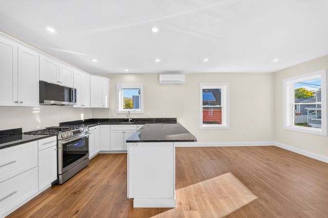 44 Bowdoin Street, Winthrop, MA 02152