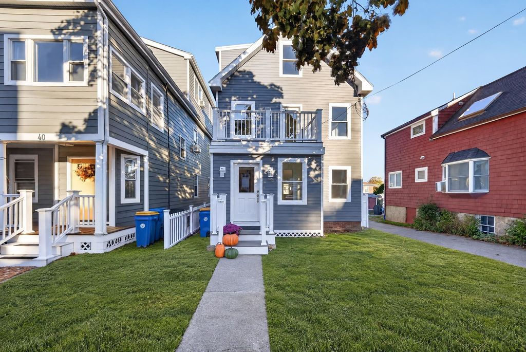 44 Bowdoin Street, Winthrop, MA 02152