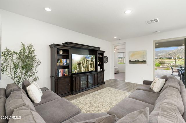 5692 N 206TH Lane, Buckeye, AZ 85396