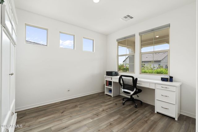 5692 N 206TH Lane, Buckeye, AZ 85396