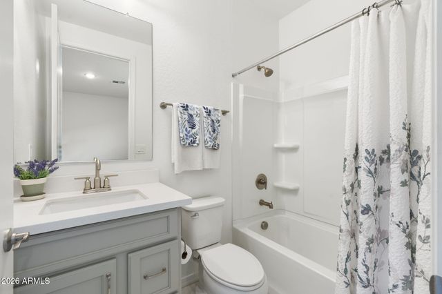 5692 N 206TH Lane, Buckeye, AZ 85396