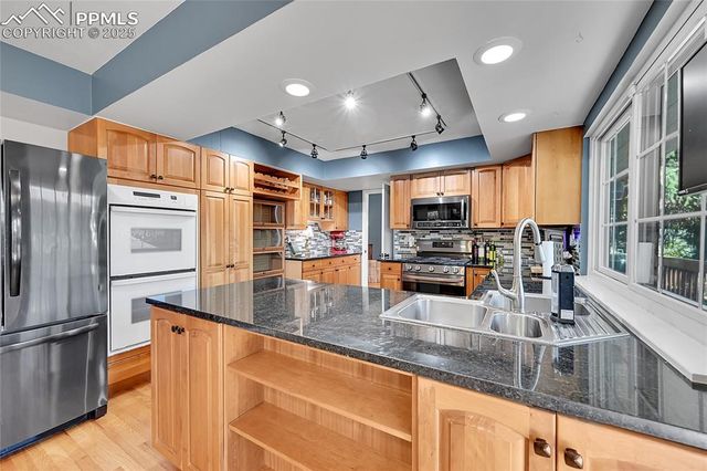 3425 Clubview Terrace, Colorado Springs, CO 80906