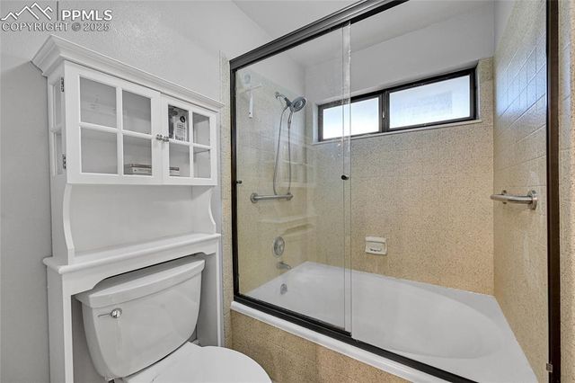 3425 Clubview Terrace, Colorado Springs, CO 80906