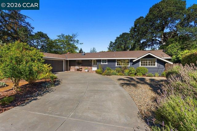1025 Panadero Way, Clayton, CA 94517