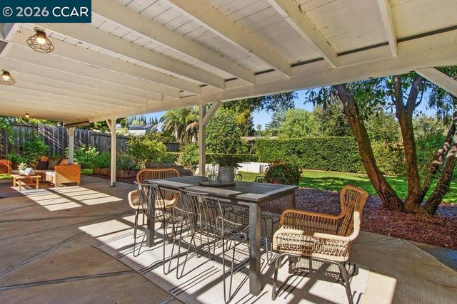 1025 Panadero Way, Clayton, CA 94517