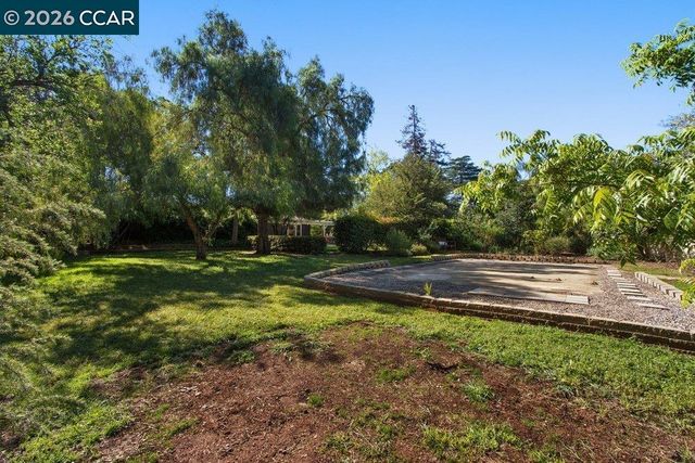 1025 Panadero Way, Clayton, CA 94517