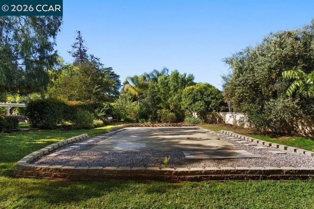 1025 Panadero Way, Clayton, CA 94517