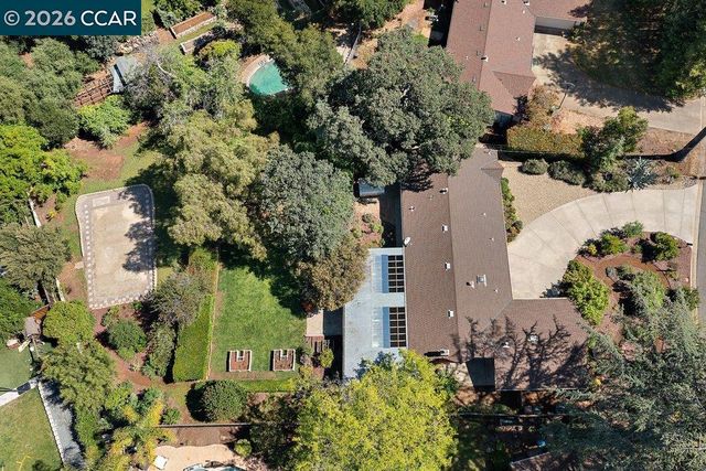 1025 Panadero Way, Clayton, CA 94517