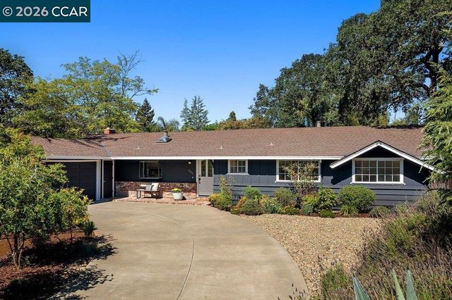 1025 Panadero Way, Clayton, CA 94517