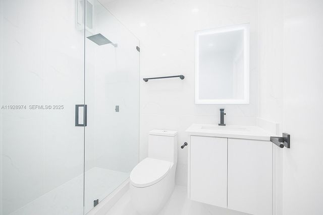 15064 SW 30th Ter, Miami, FL 33185