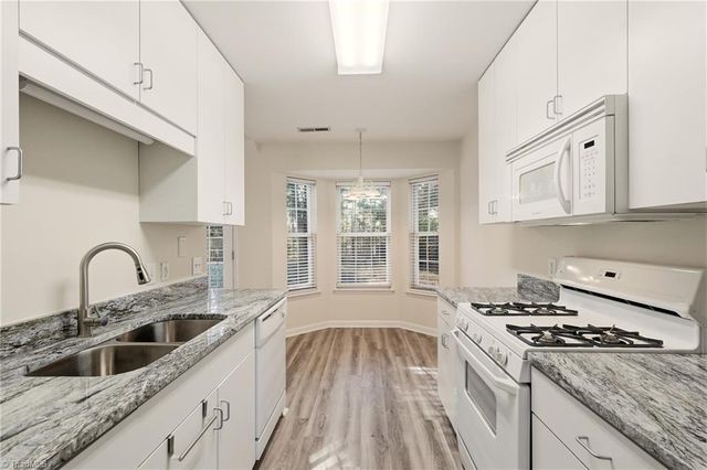 1200 Bayford Court, High Point, NC 27265